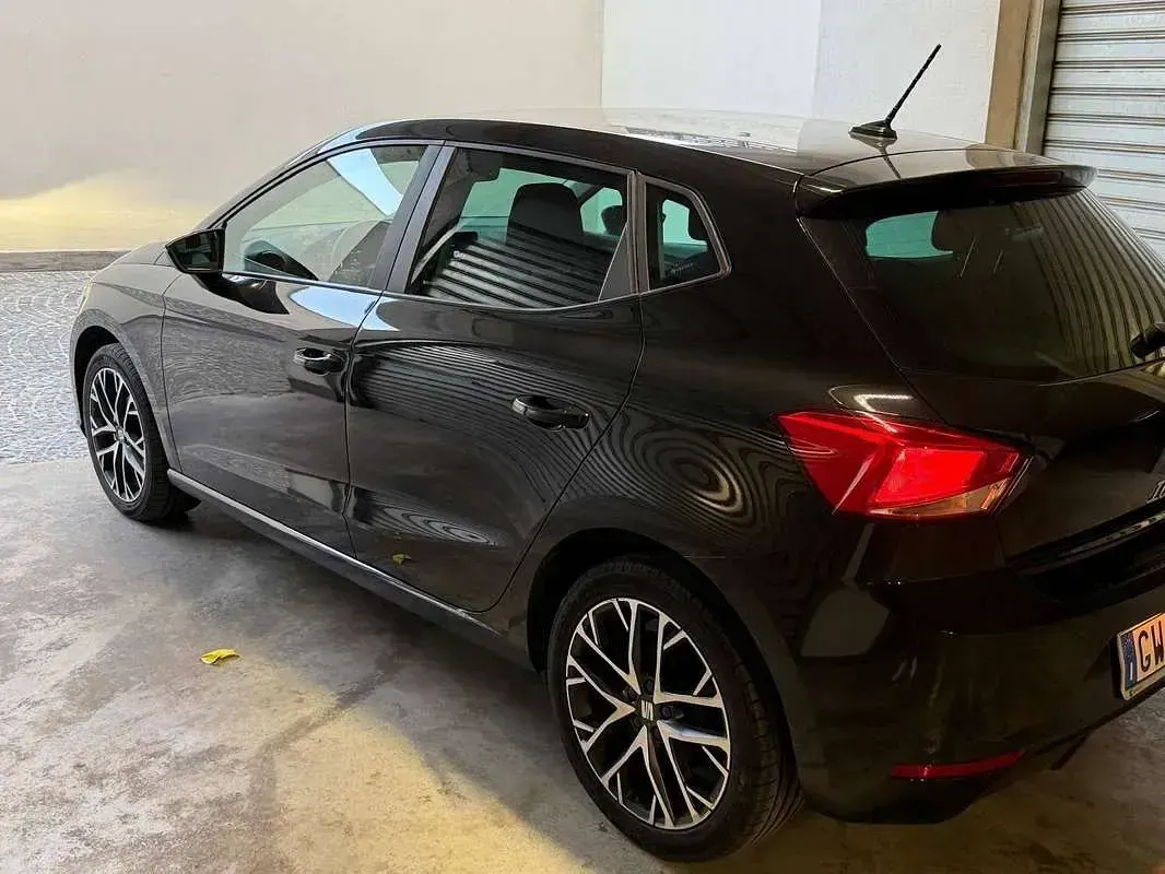 Usata Seat Ibiza Black Edition 95 CV (69 kW) 2024 Nero Utilitaria