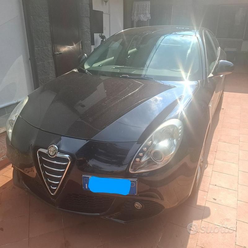 Usata Alfa Romeo Giulietta Distinctive 105 CV (77 kW) 2013 Nero Utilitaria