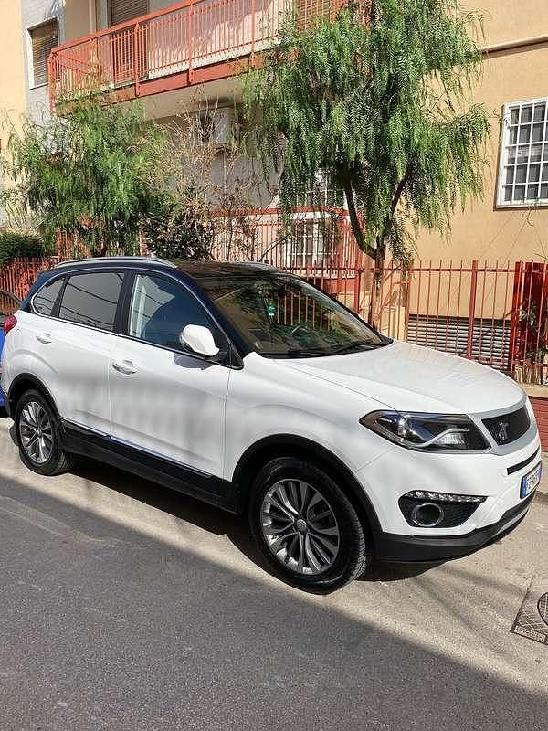 Usata DR DR6 150 CV (110 kW) 2020 Bianco SUV