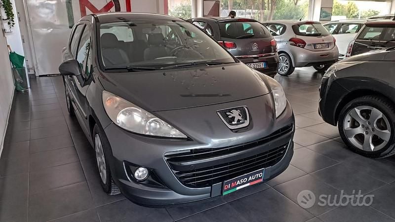 Usata Peugeot 207 75 CV (55 kW) 2011 Grigio Station wagon