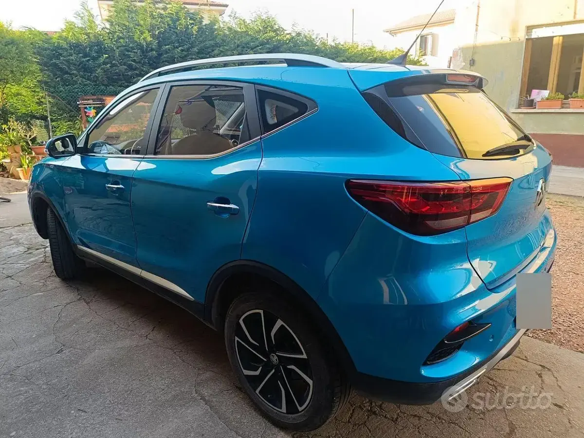 Usata MG ZS 2024 Blu SUV