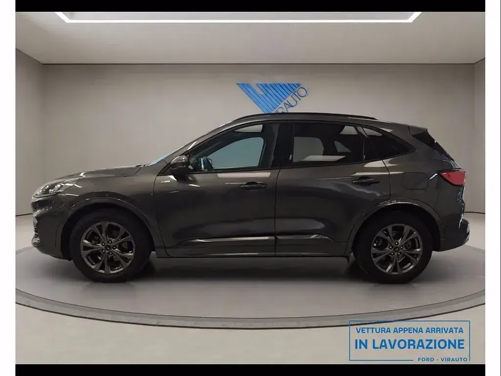 Usata Ford Kuga ST-Line 150 CV (110 kW) 2023 Magnetic grey SUV
