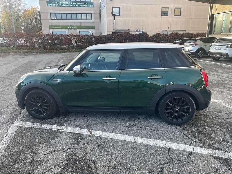 Usado Mini Cooper 136 HP (100 kW) 2015 Verde Citadino