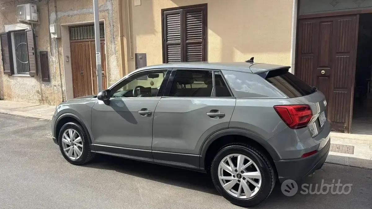 Usata Audi Q2 116 CV (85 kW) 2020 Grigio SUV