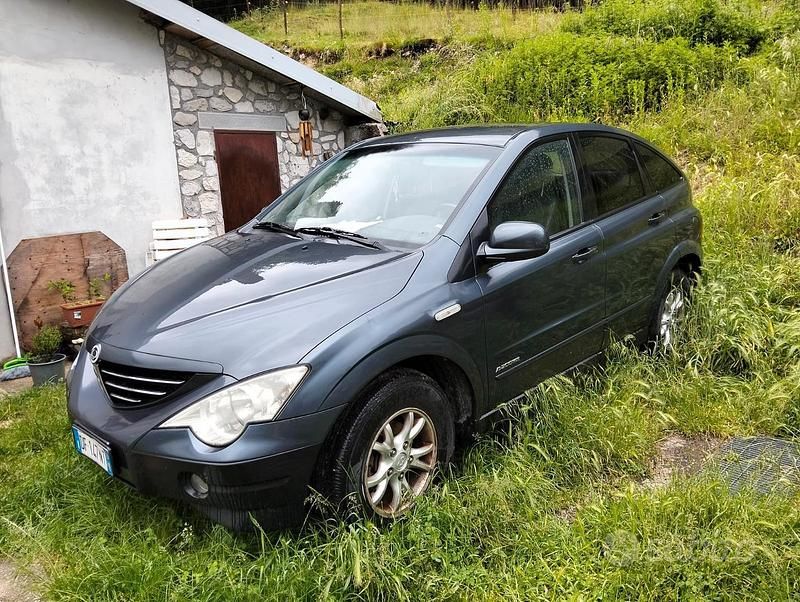 Usata SsangYong Actyon 2006 Grigio Berlina
