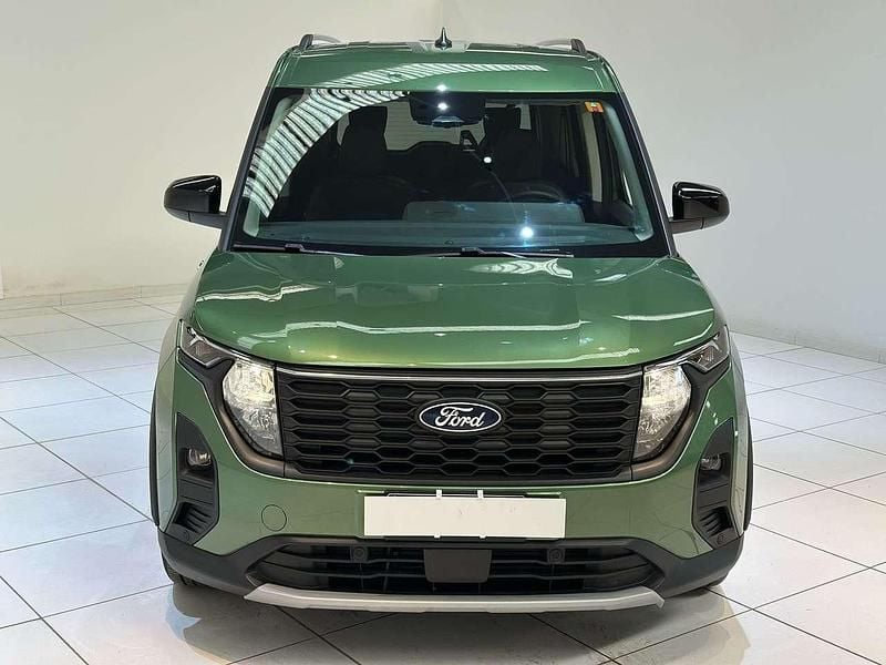 Usata Ford Tourneo Courier Active 124 CV (91 kW) 2024 Verde Monovolume