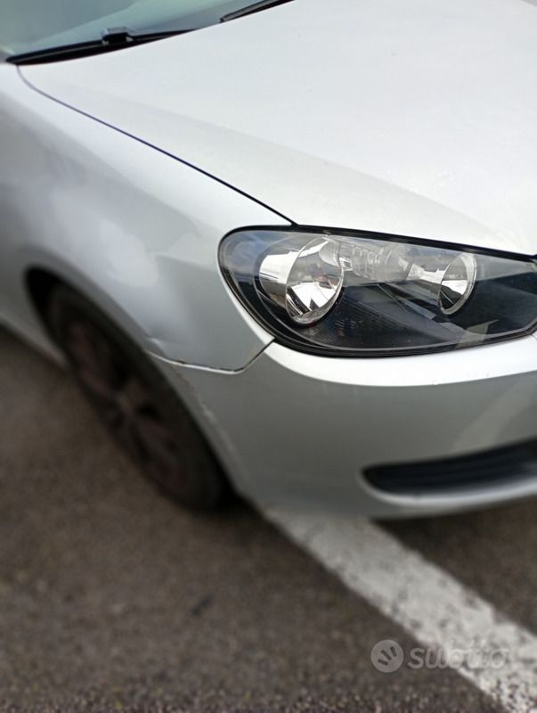 Usata VW Golf VI 105 CV (77 kW) 2011 Grigio Utilitaria