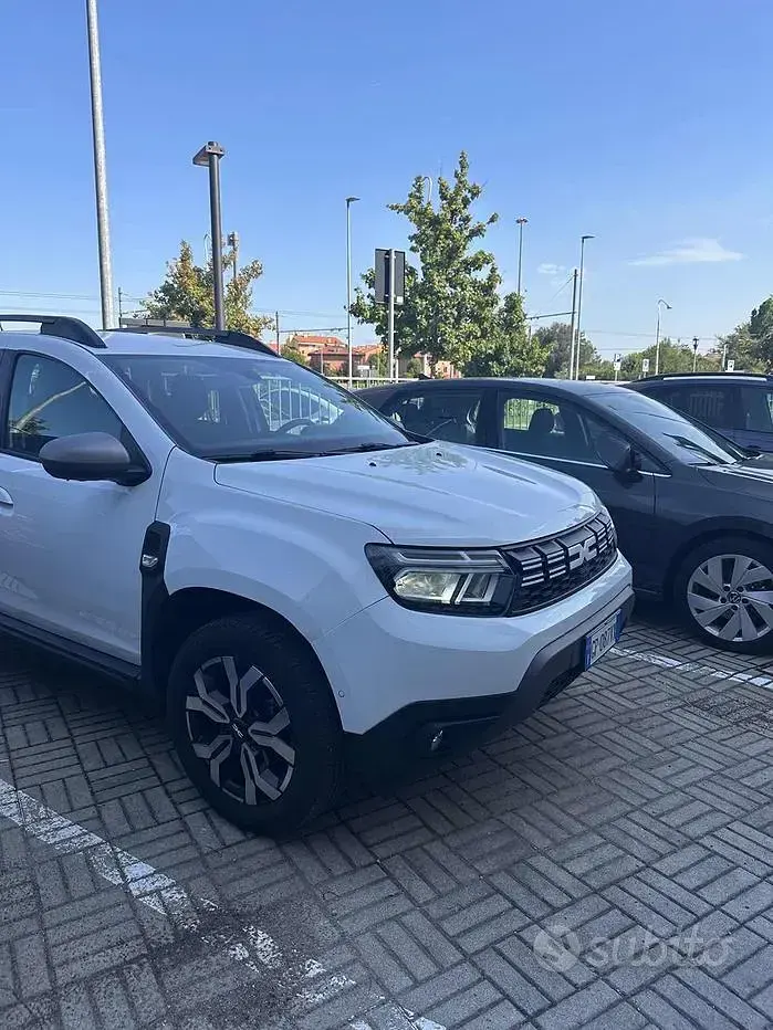 Usata Dacia Duster Journey 116 CV (85 kW) 2023 Bianco SUV