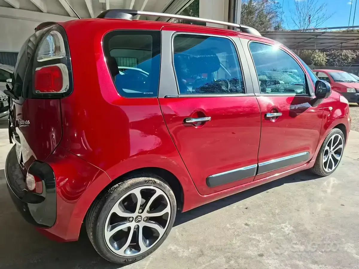 Usata Citroën C3 Picasso Exclusive 95 CV (69 kW) 2009 Rosso Monovolume