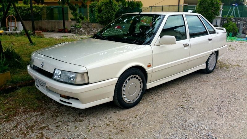 Usata Renault 21 175 CV (128 kW) 1990 Bianco Berlina