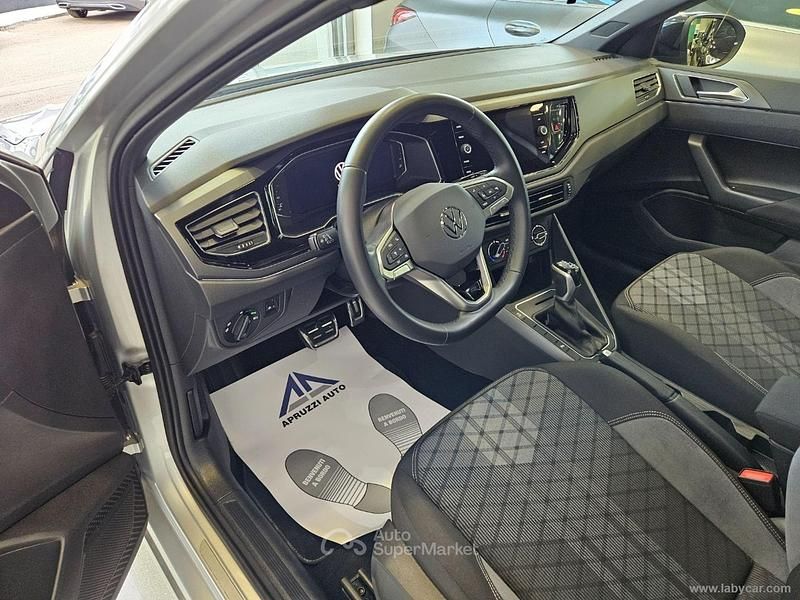 Usata VW Taigo R-line 110 CV (80 kW) 2024 Argento SUV