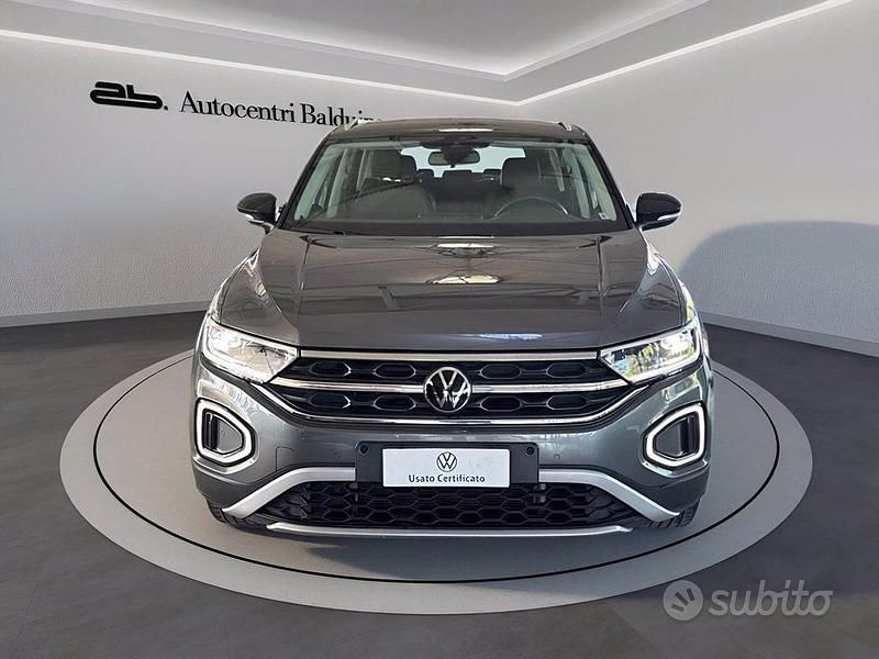 Usata VW T-Roc Style 110 CV (80 kW) 2023 Grigio SUV