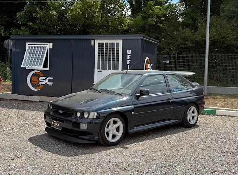 Usata Ford Escort RS 220 CV (161 kW) 1993 Verde Berlina