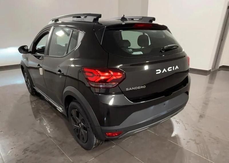 Nuova Dacia Sandero Expression 100 CV (73 kW) 2025 Nero Utilitaria