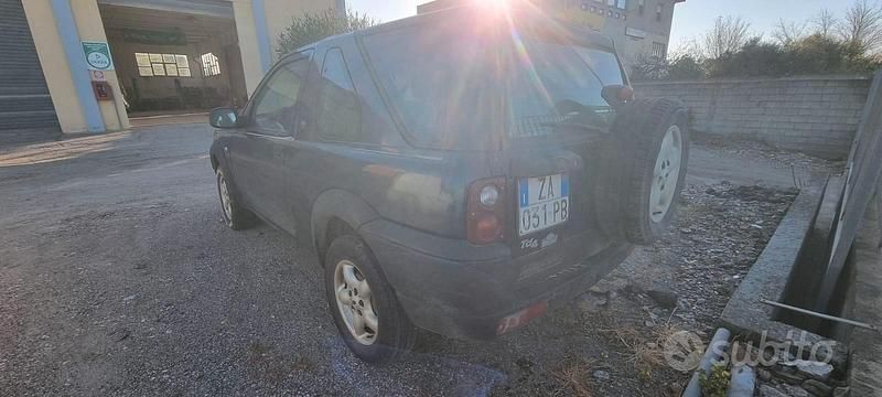 Usata Land Rover Freelander 111 CV (81 kW) 2002 SUV
