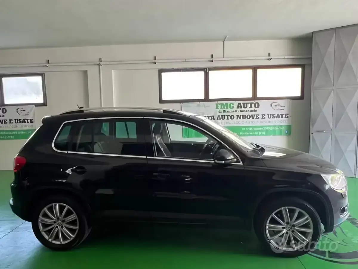 Usata VW Tiguan Track & Field 140 CV (102 kW) 2008 Nero SUV
