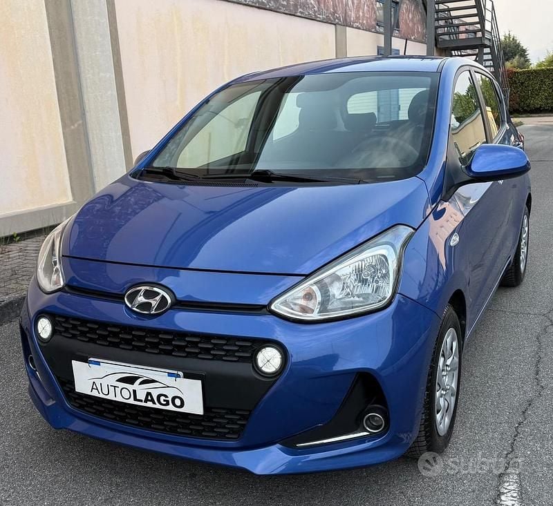 Usata Hyundai i10 Advanced 67 CV (49 kW) 2019 Blu Utilitaria