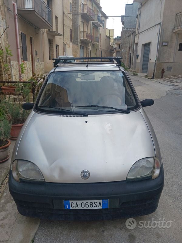 Grigio Usata 2004 Fiat Seicento Utilitaria | 1500 € (Ottimo prezzo) - Immagine 1/2
