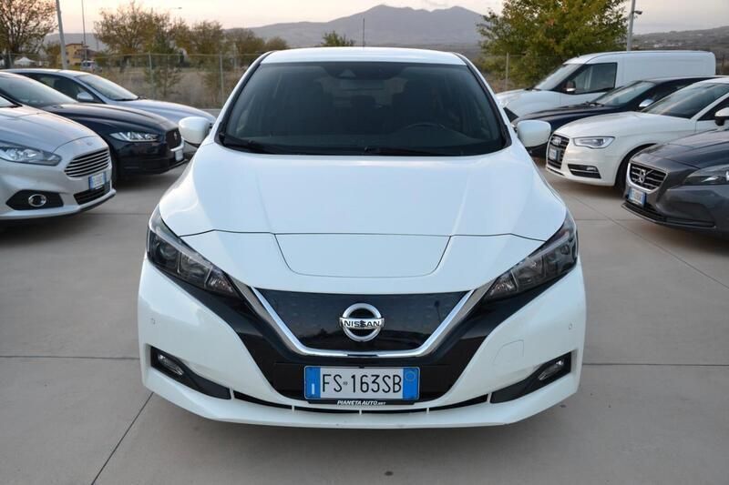 Usata Nissan Leaf Acenta 89 kW (122 CV) 2018 Bianco Utilitaria
