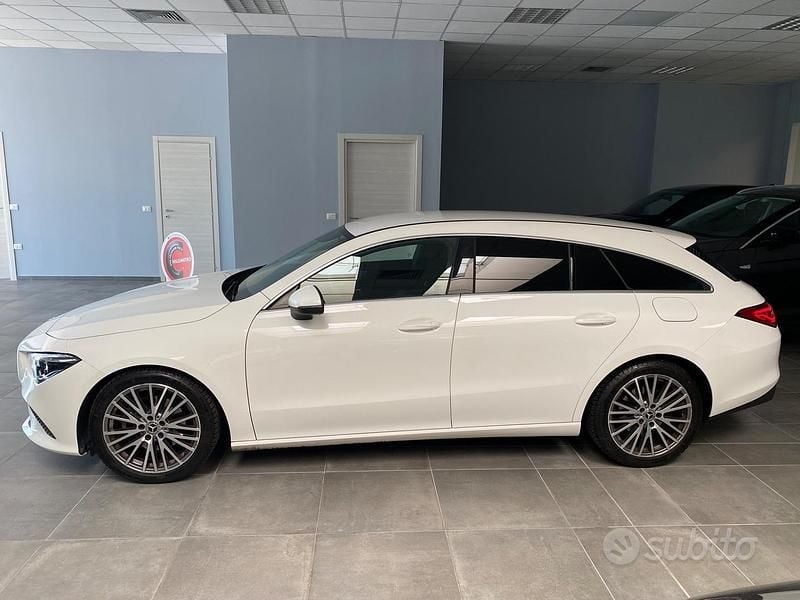 Usata Mercedes CLA200 Shooting Brake 150 CV (110 kW) 2021 Bianco Station wagon