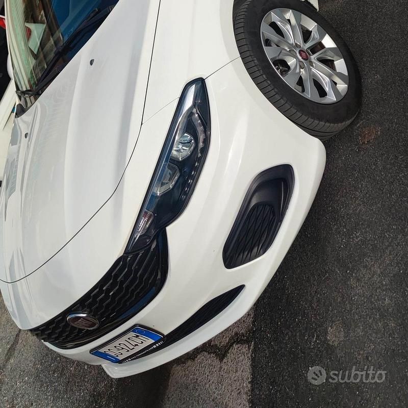 Usata Fiat Tipo Business 120 CV (88 kW) 2017 Bianco Station wagon