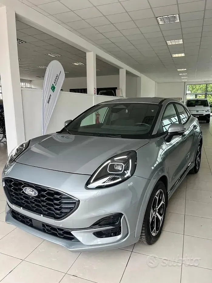 Usata Ford Puma ST-Line 125 CV (91 kW) 2025 Grigio SUV