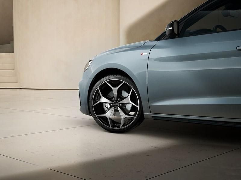 Nuova Audi A1 Sportback Design 116 CV (85 kW) 2026 Grigio Utilitaria