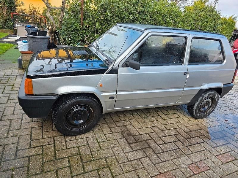 Usata Fiat Panda Young 54 CV (39 kW) 2003 Utilitaria