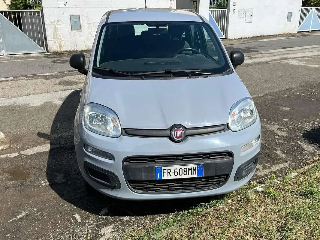 Usata Fiat Panda Easy 85 CV (62 kW) 2018 Grigio Utilitaria