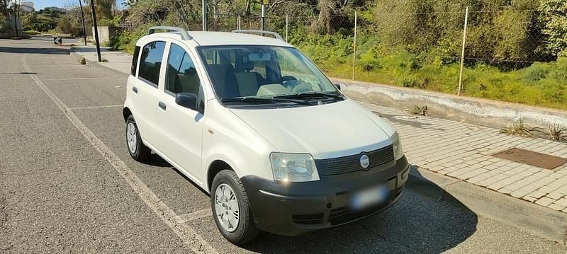 Usata Fiat Panda 70 CV (51 kW) 2006 Bianco Utilitaria