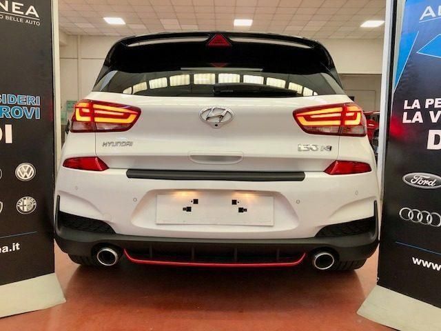 Usata Hyundai i30 N Performance 275 CV (202 kW) 2018 Bianco Berlina