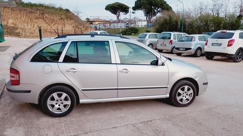 Usata Skoda Fabia Ambiente 80 CV (58 kW) 2006 Other Station wagon