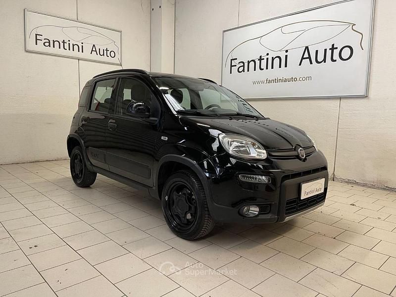 Usata Fiat Panda 4x4 86 CV (63 kW) 2020 Nero Utilitaria