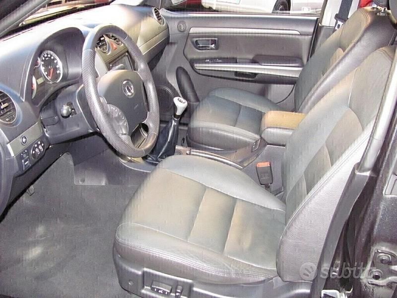 Usata Great Wall H3 126 CV (92 kW) 2011 Nero SUV