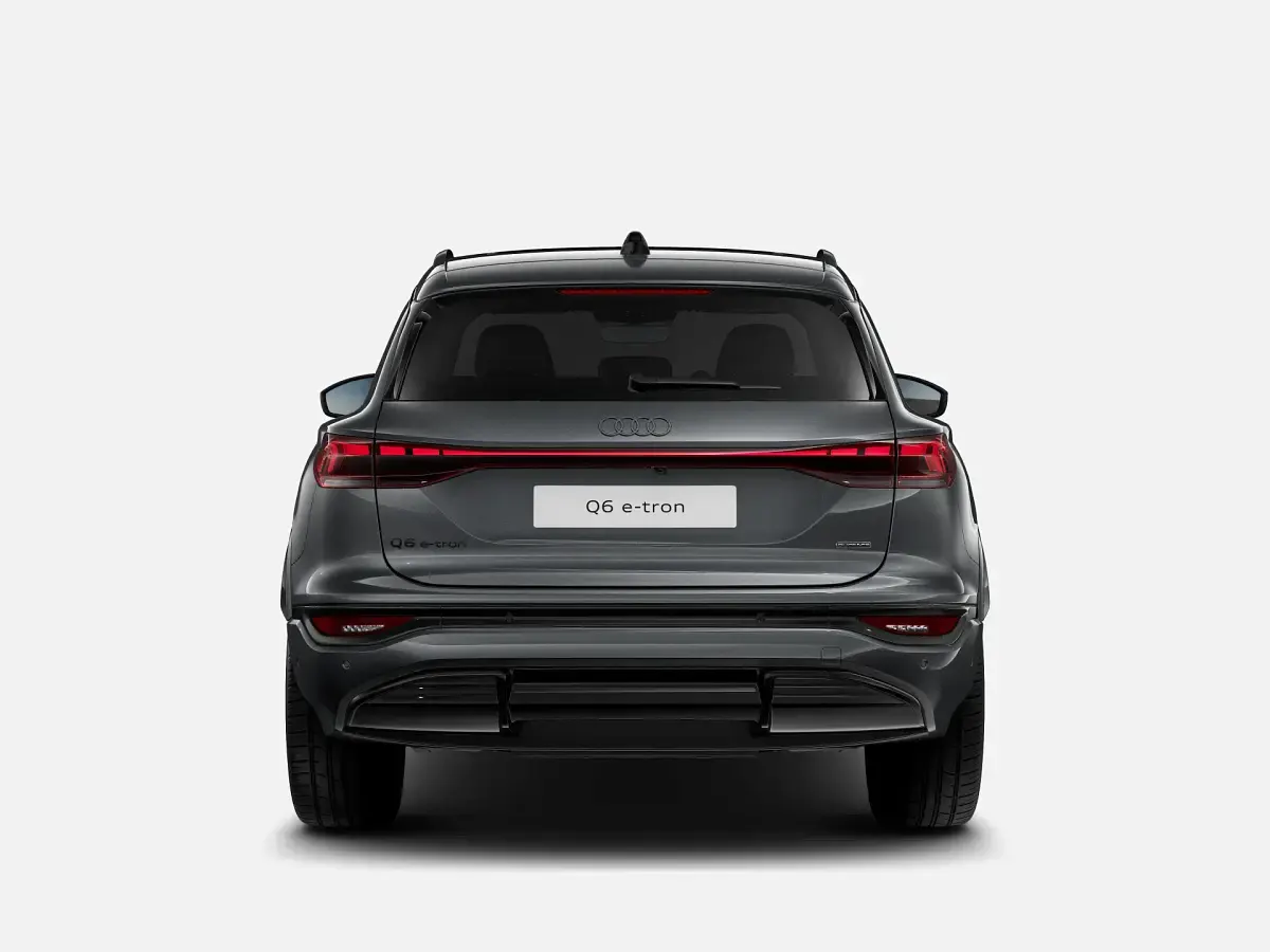 Nuova Audi Q6 e-tron S-Line 119 kW (163 CV) 2027 Grigio daytona perla SUV
