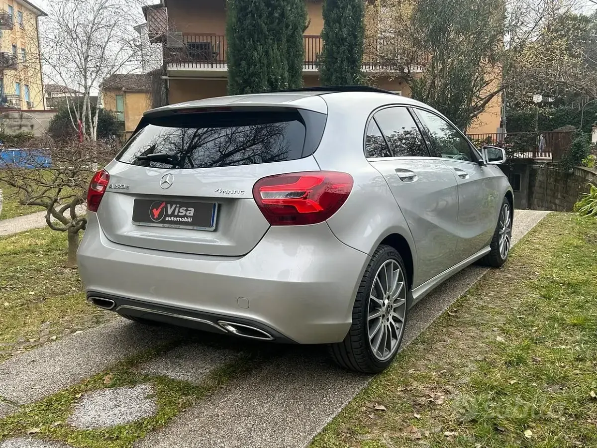 Usata Mercedes A220 177 CV (130 kW) 2018 Grigio Berlina