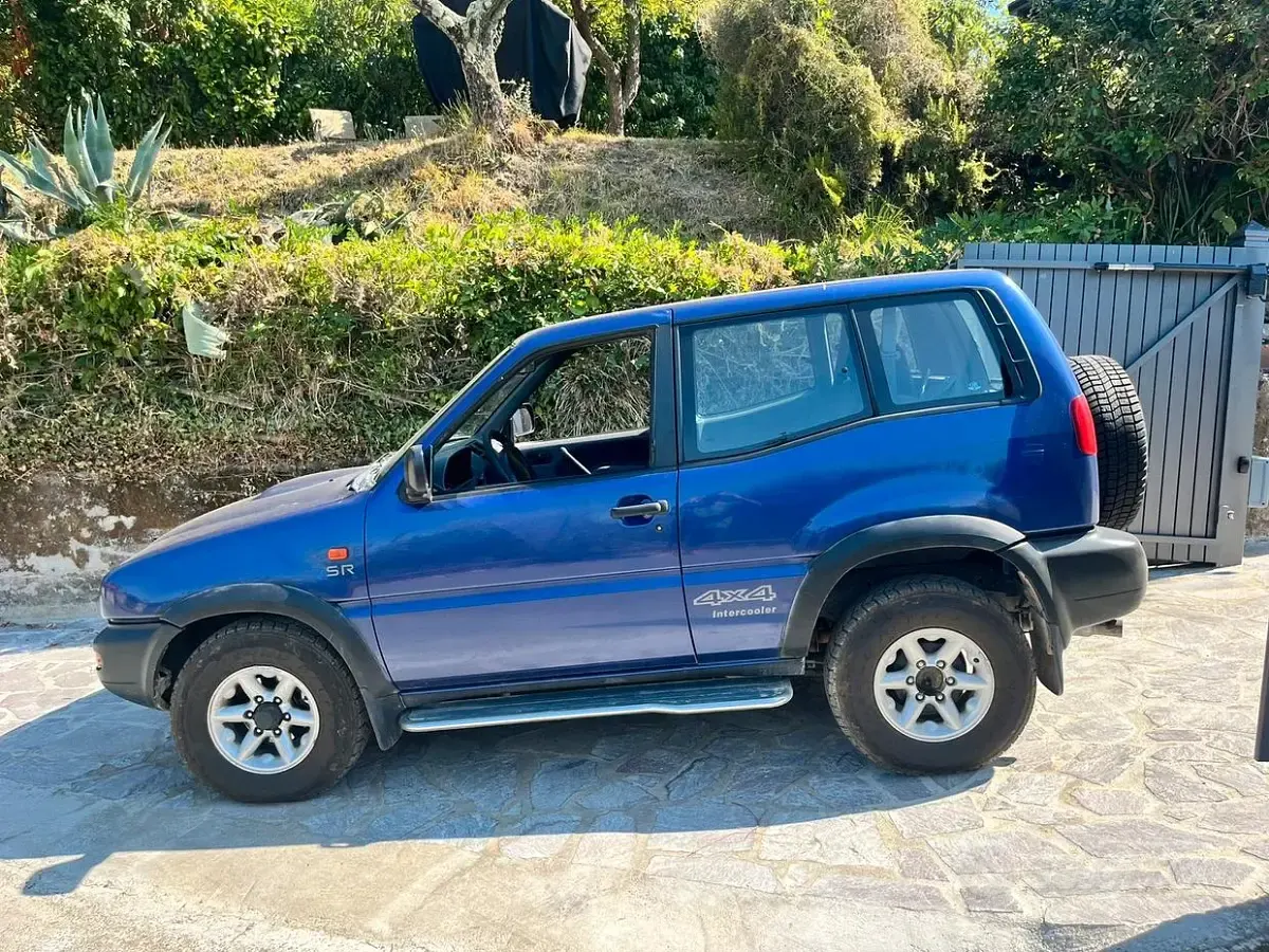 Usata Nissan Terrano 125 CV (91 kW) 1998 Bluazzurro SUV
