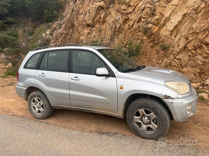 Usata Toyota RAV4 115 CV (84 kW) 2002 SUV
