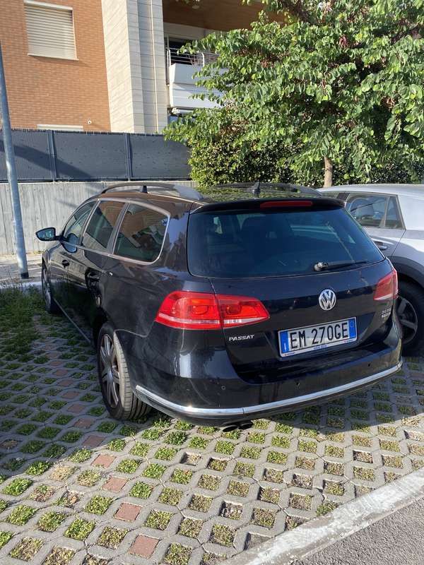 Usata 2011 VW Passat Highline Station wagon | 4200 € (Super prezzo) - Immagine 1/4