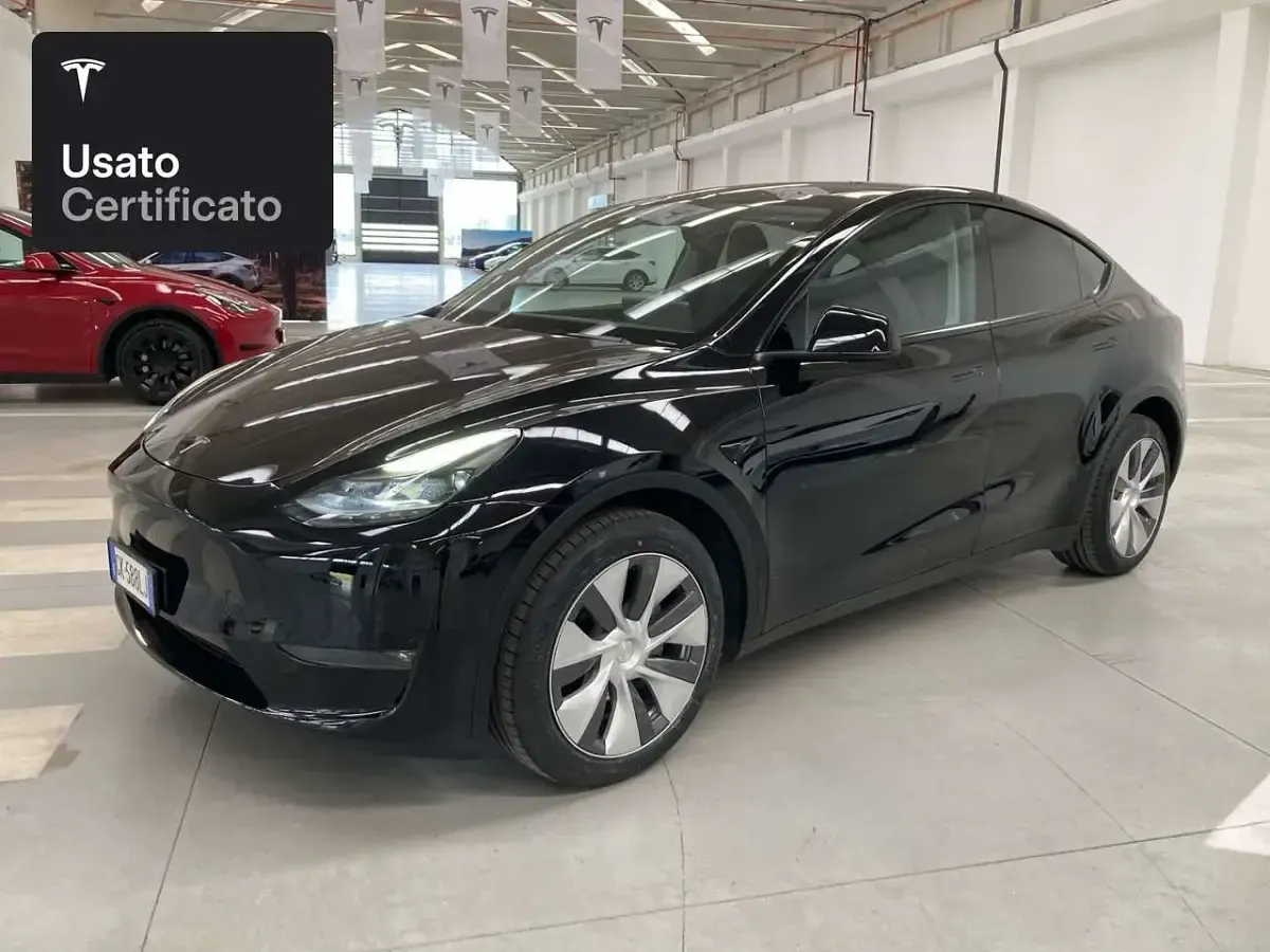 Usata Tesla Model Y Long Range AWD 258 kW (351 CV) 2022 Solid black SUV