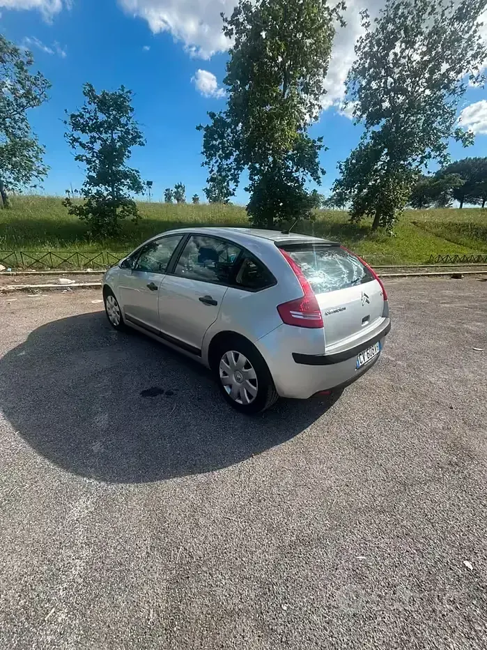 Usata Citroën C4 88 CV (64 kW) 2005 Berlina