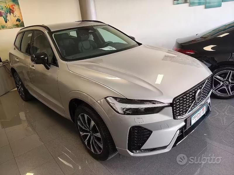Usata Volvo XC60 Plus 197 CV (144 kW) 2023 Grigio SUV