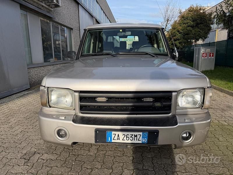 Usata Land Rover Discovery 2 137 CV (100 kW) 2001 Grigio SUV