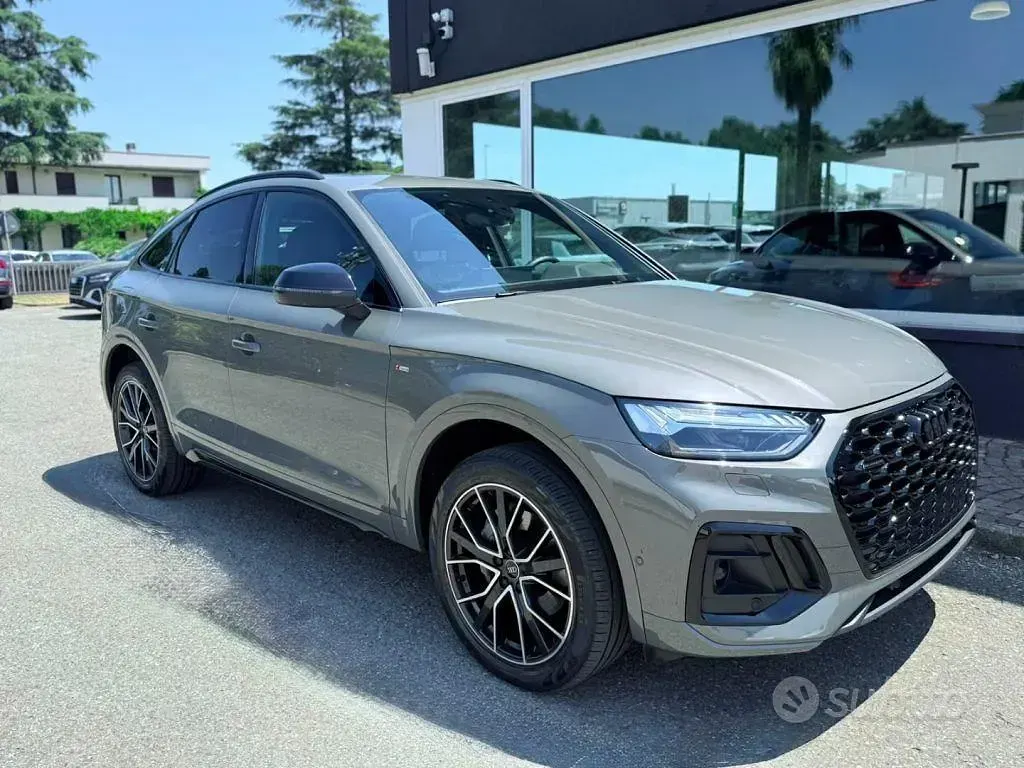 Usata Audi Q5 S-Line 204 CV (150 kW) 2025 Grigio SUV