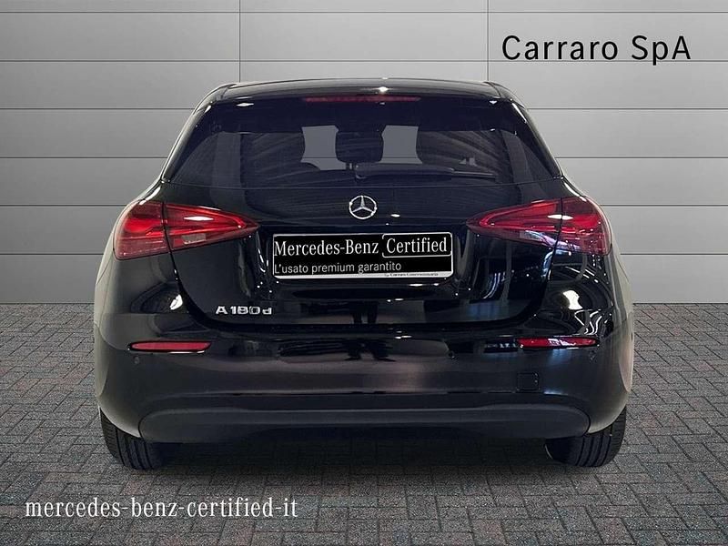 Usata Mercedes A180 Advanced 116 CV (85 kW) 2023 Nero Berlina