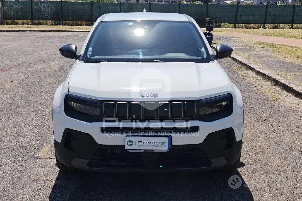 Usata Jeep Avenger Longitude 101 CV (74 kW) 2024 Bianco SUV
