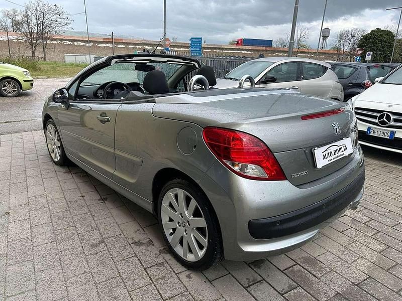 Usata Peugeot 207 CC 120 CV (88 kW) 2010 Grigio Cabrio