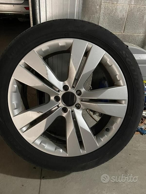 Usata Mercedes ML320 2009 Grigio SUV