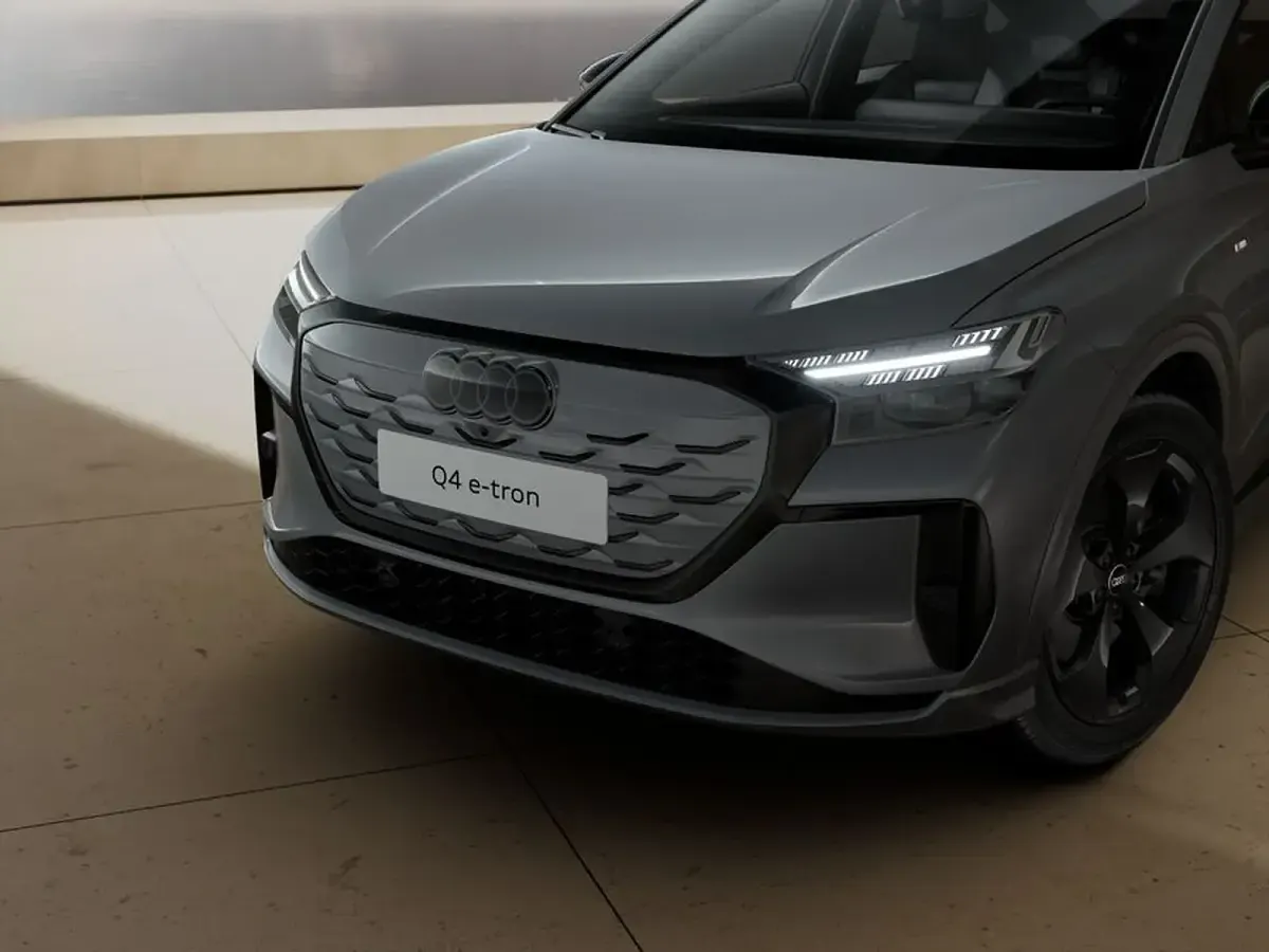 Nuova Audi Q4 Sportback e-tron S-Line 2026 Grigio selce SUV