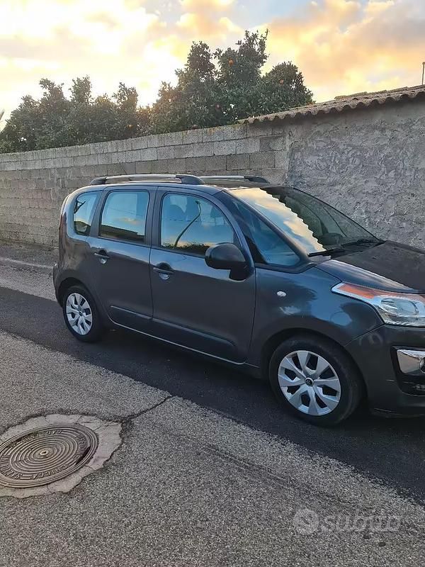 Usata Citroën C3 Picasso 2016 Grigio Monovolume